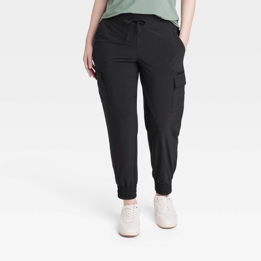 Women's Flex Woven Mid-Rise Cargo Pants - All in Motion - Picture 3 of 4